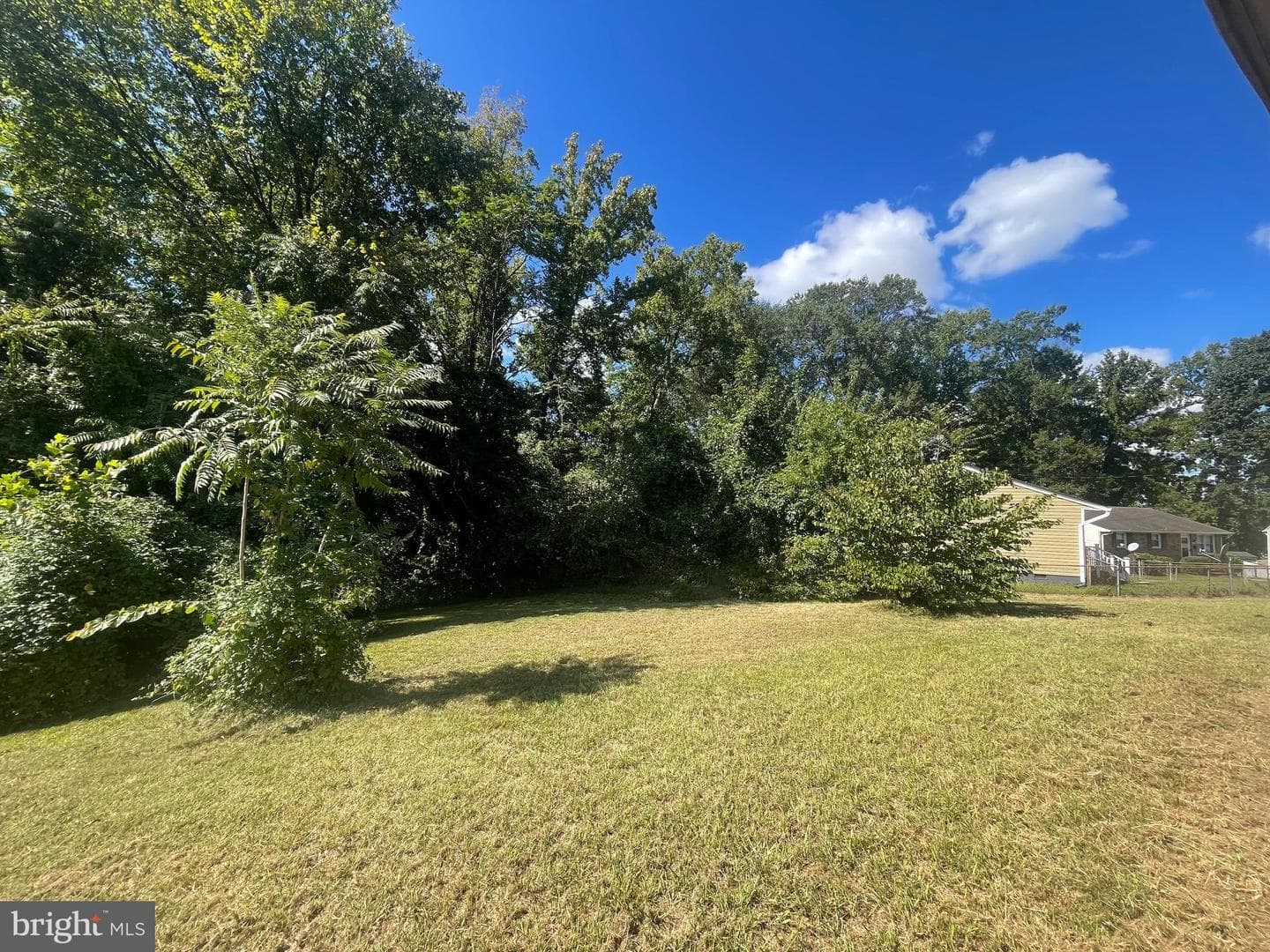 412 Roundtop Avenue photo 2