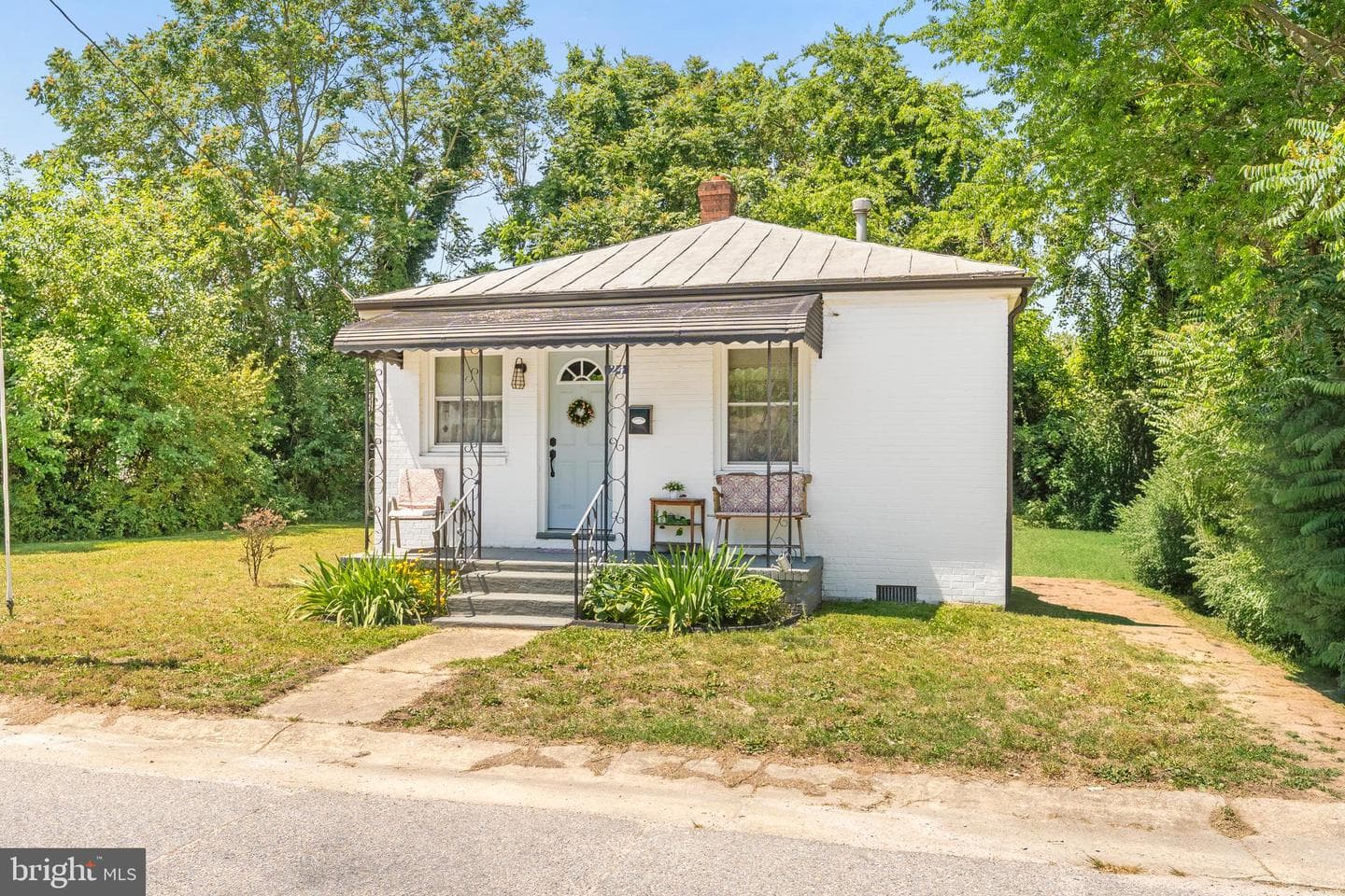 24 S Burch Street, Petersburg