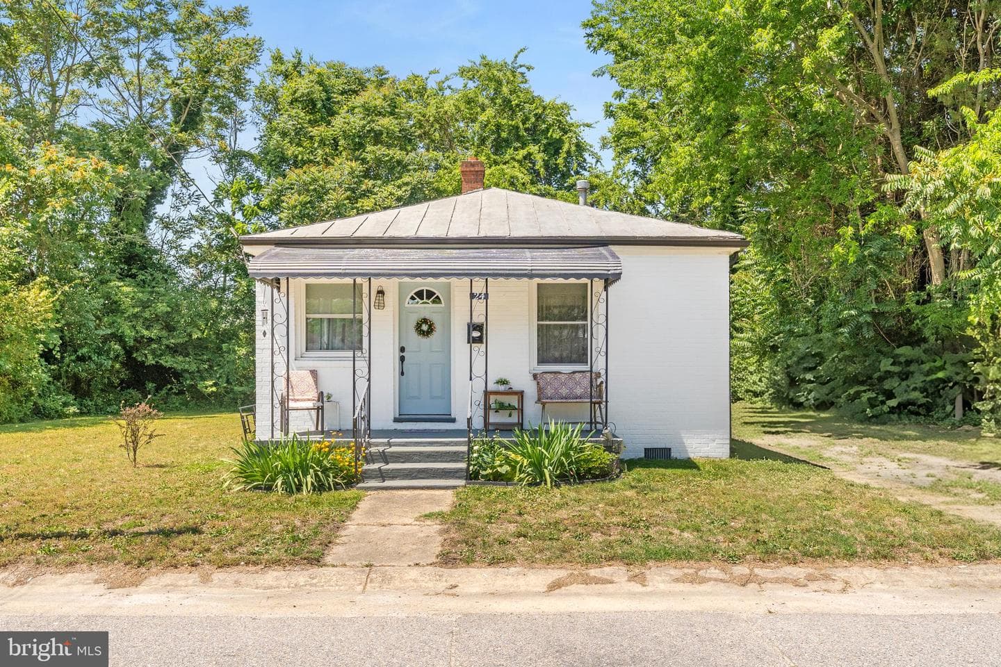 24 S Burch Street, Petersburg