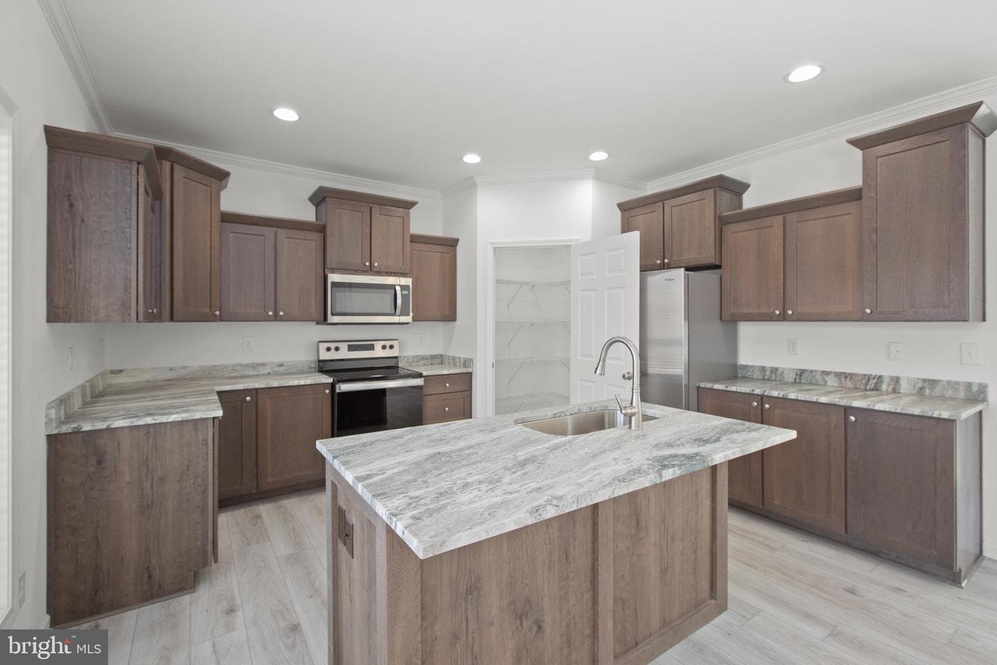 1005 Levi Road photo 13