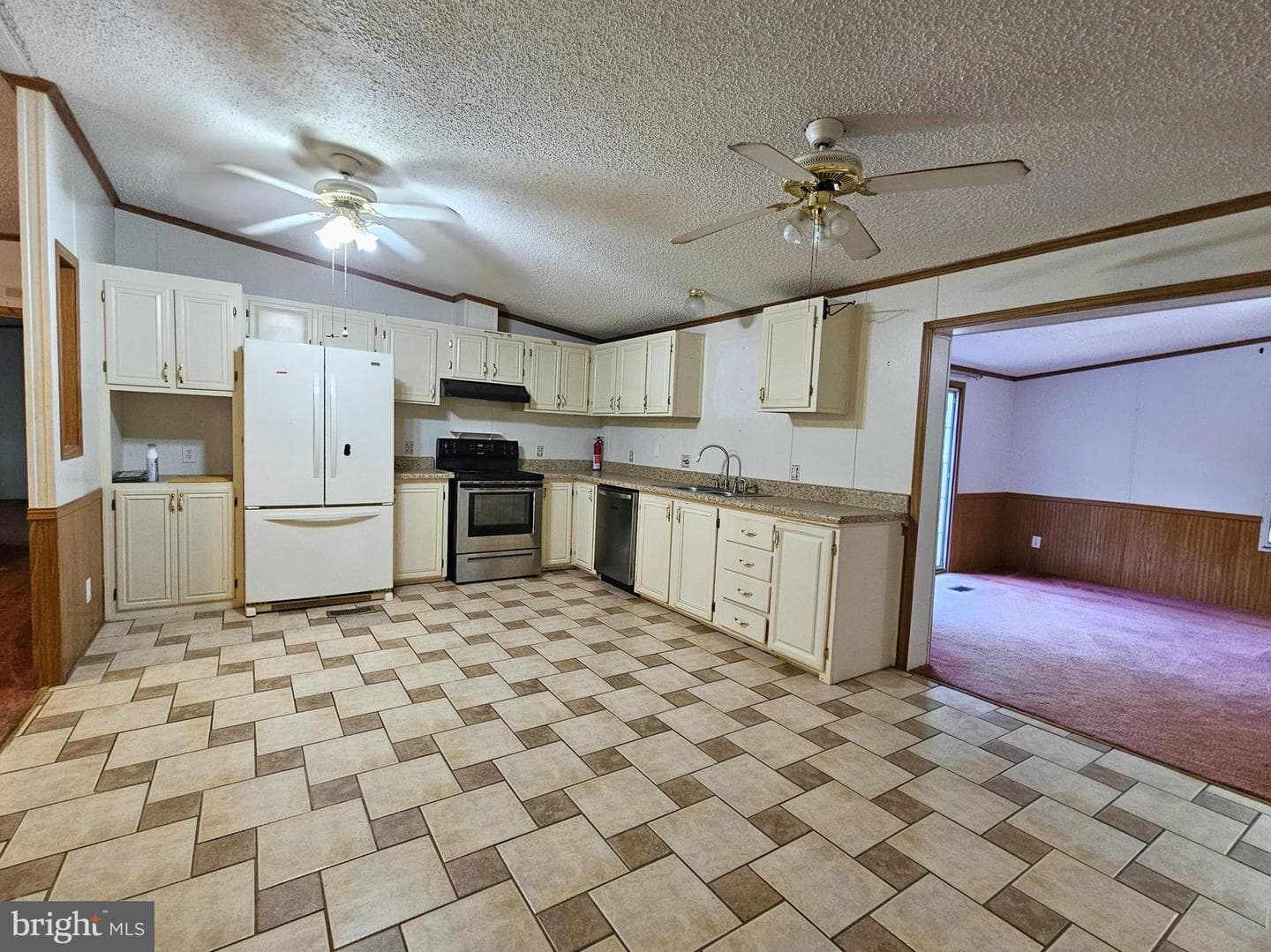 7962 Five Forks Road photo 8