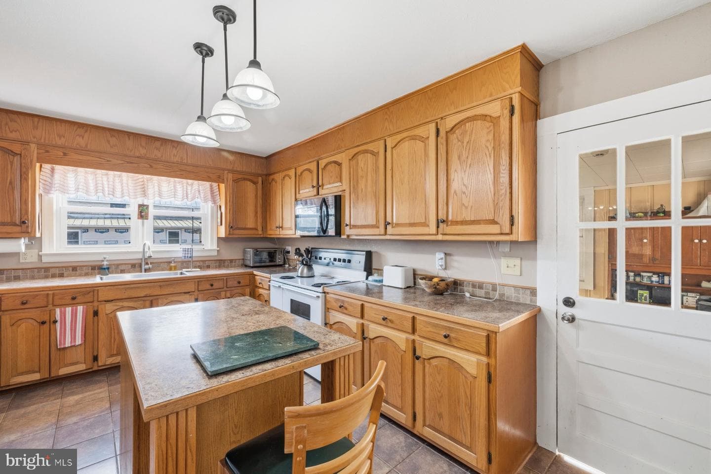 2092 Rocksprings Road photo 24