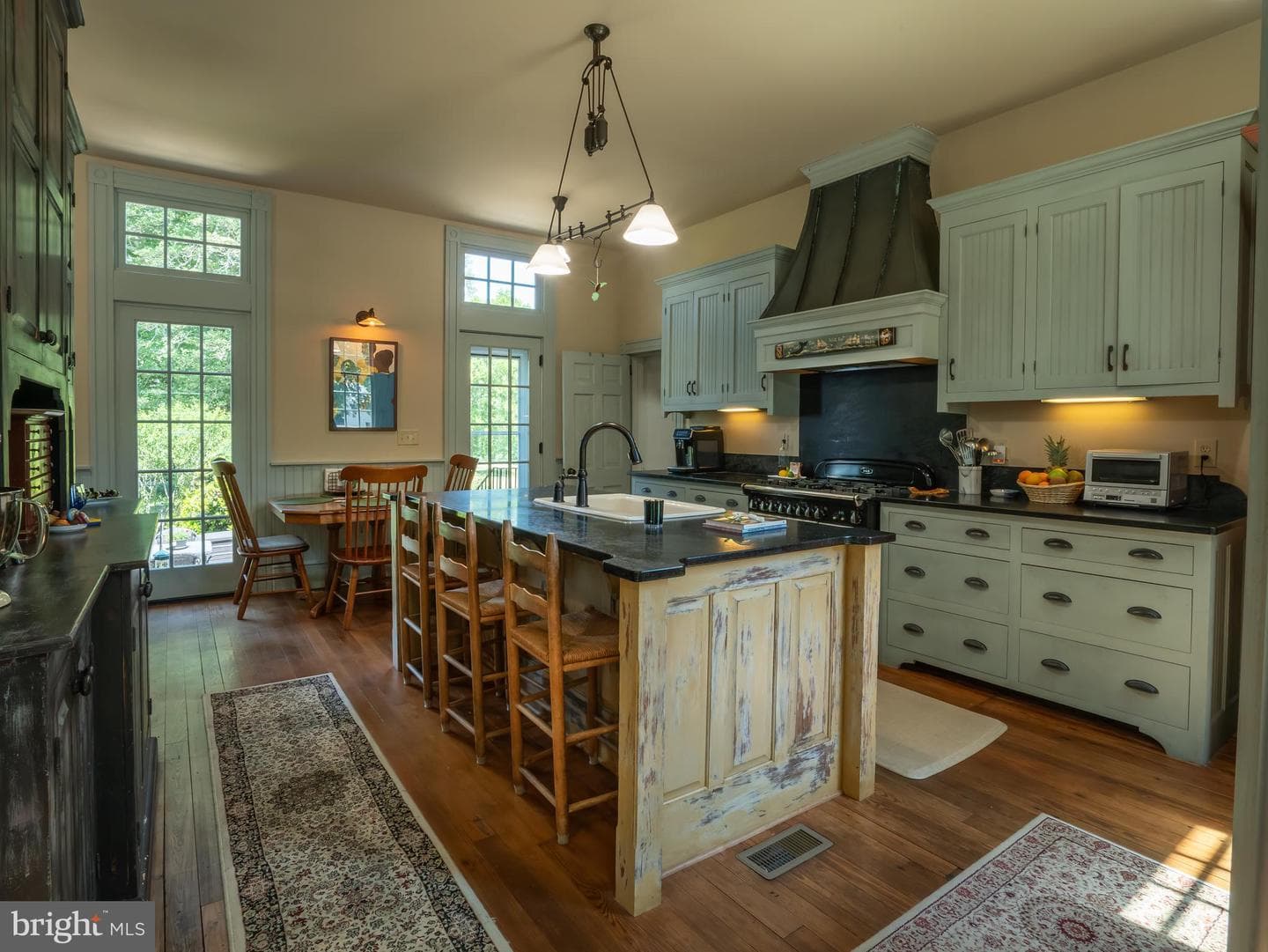 2345 Berry Hill Road photo 59