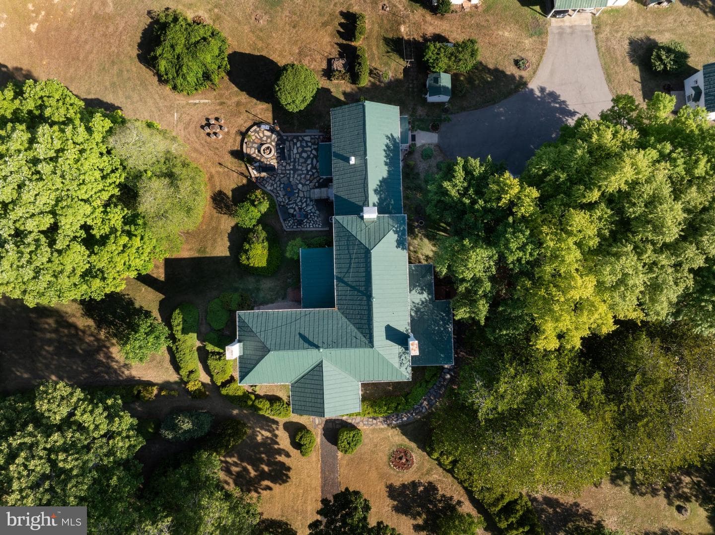 2345 Berry Hill Road photo 7