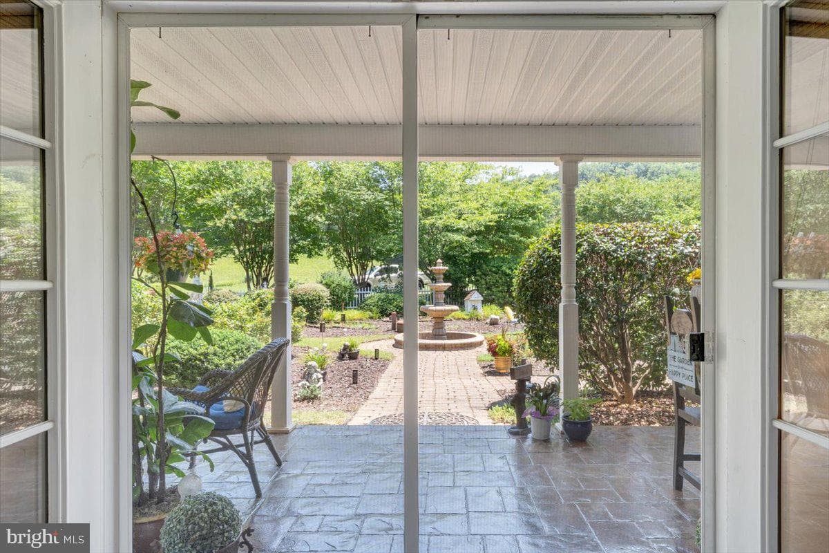 2170 Lone Ivy Road photo 14