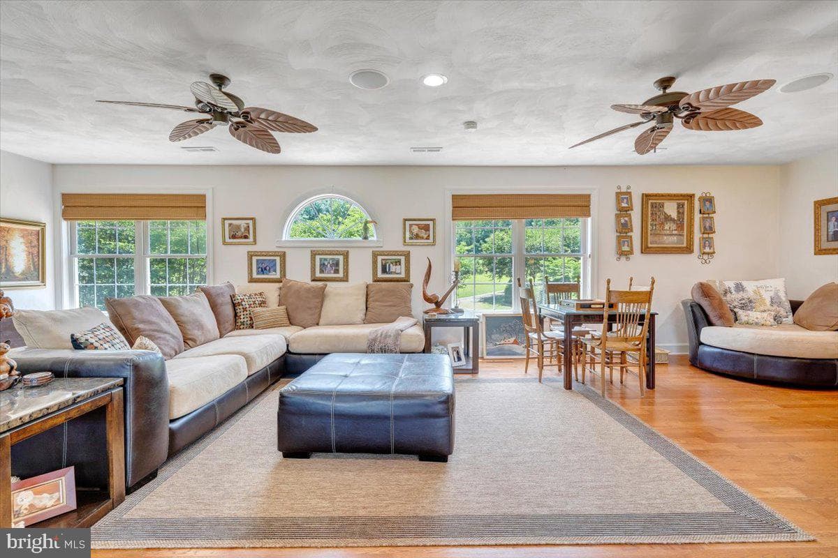 2170 Lone Ivy Road photo 38