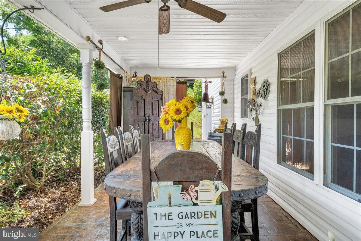 2170 Lone Ivy Road photo 4