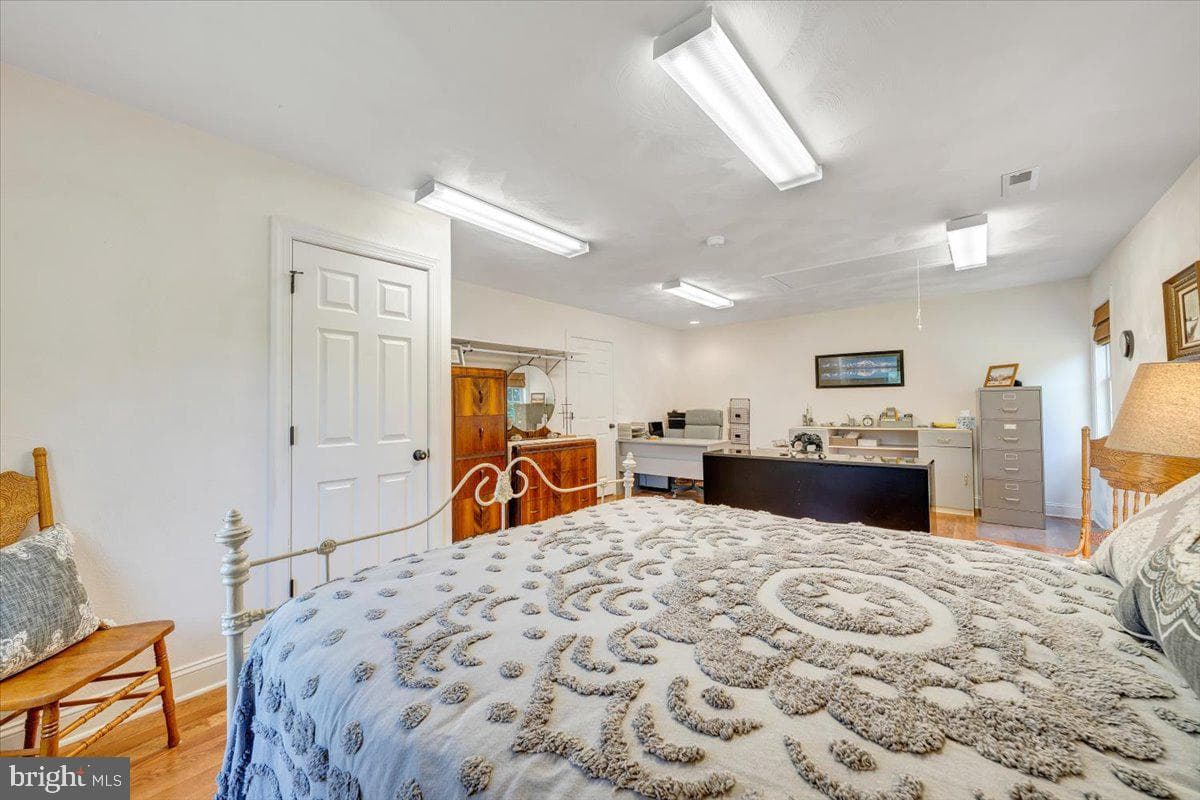 2170 Lone Ivy Road photo 44
