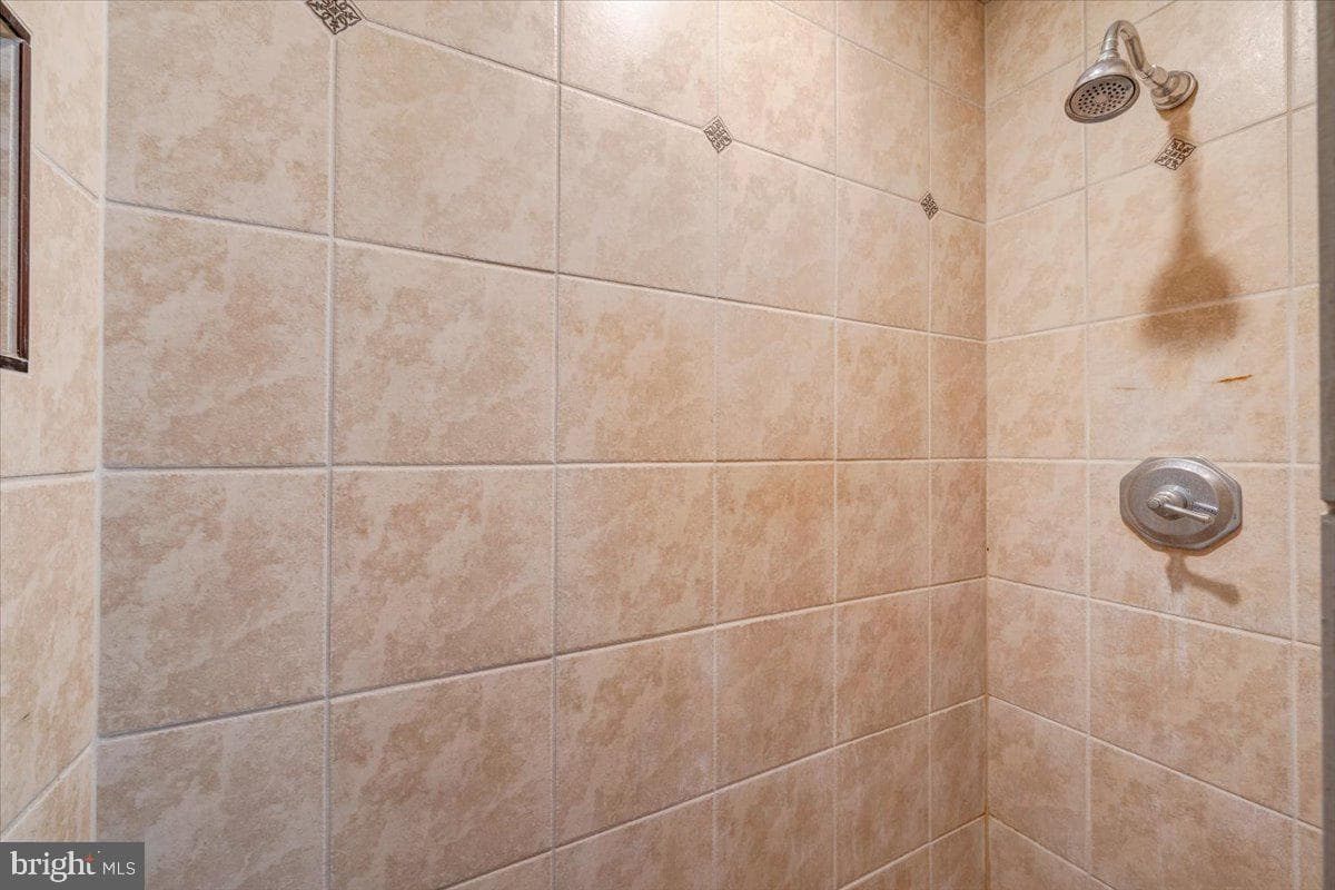 2170 Lone Ivy Road photo 59