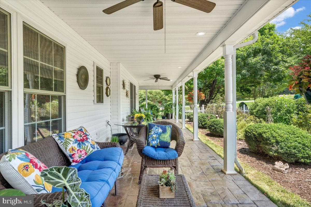 2170 Lone Ivy Road photo 6