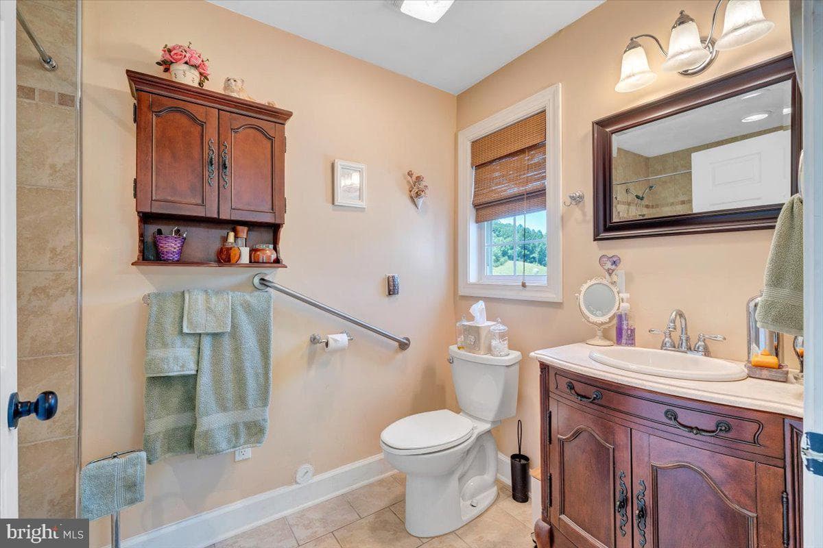 2170 Lone Ivy Road photo 64