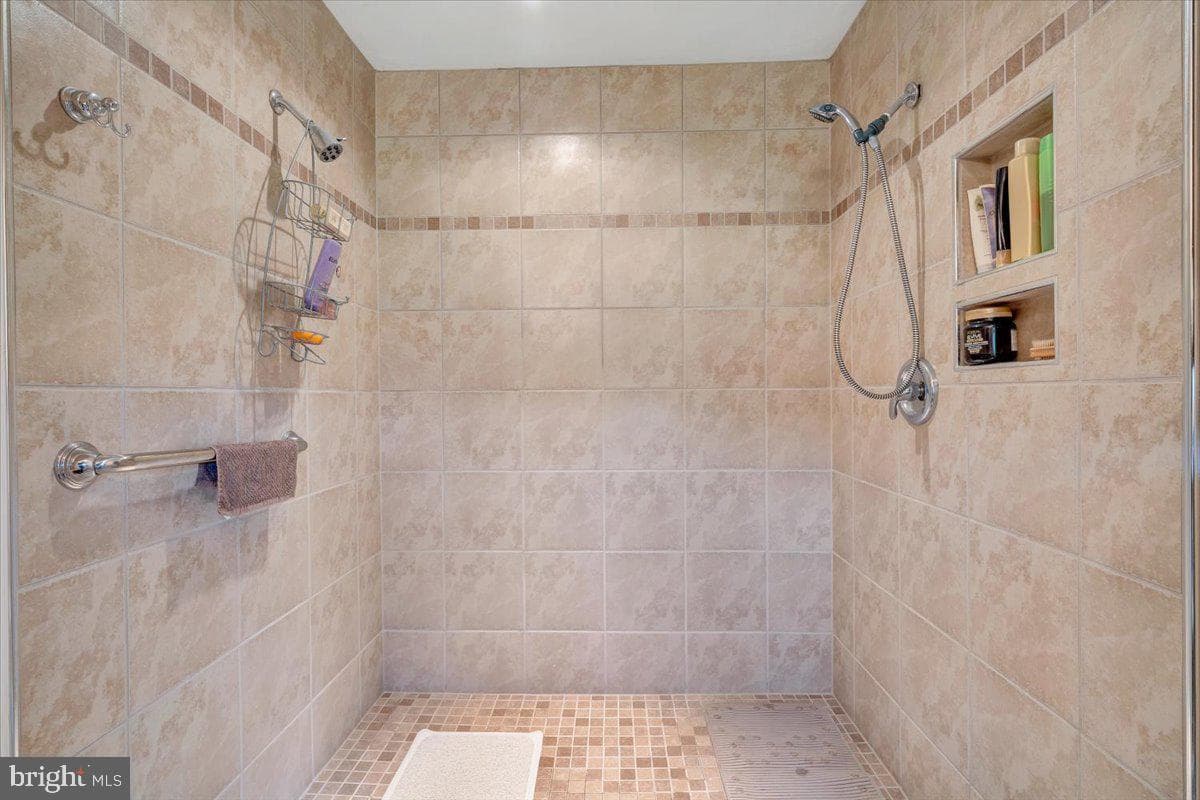 2170 Lone Ivy Road photo 65