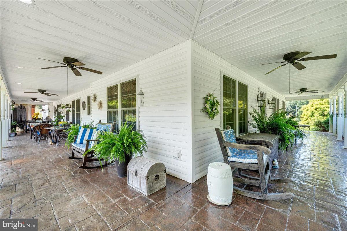 2170 Lone Ivy Road photo 8
