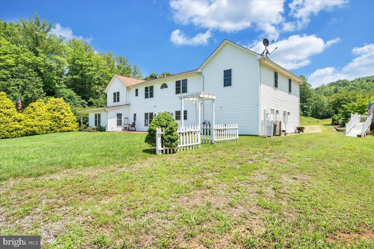 2170 Lone Ivy Road photo 82