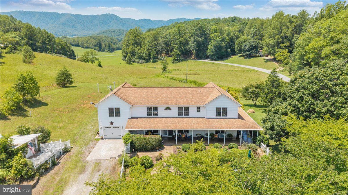 2170 Lone Ivy Road photo 89