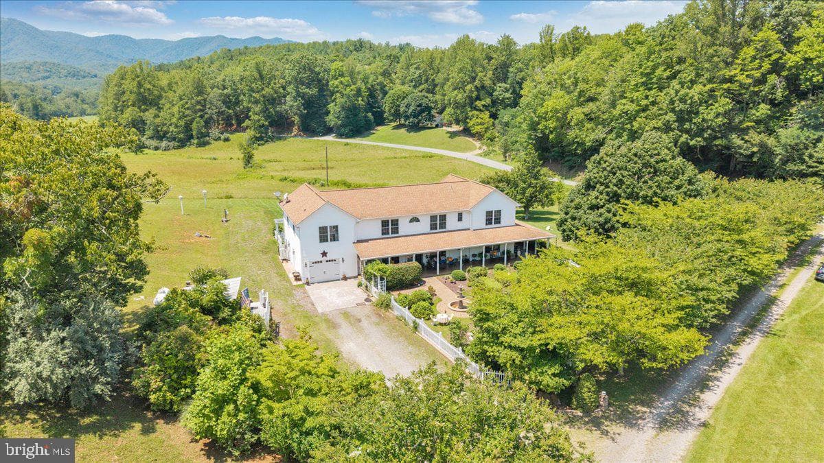 2170 Lone Ivy Road photo 90