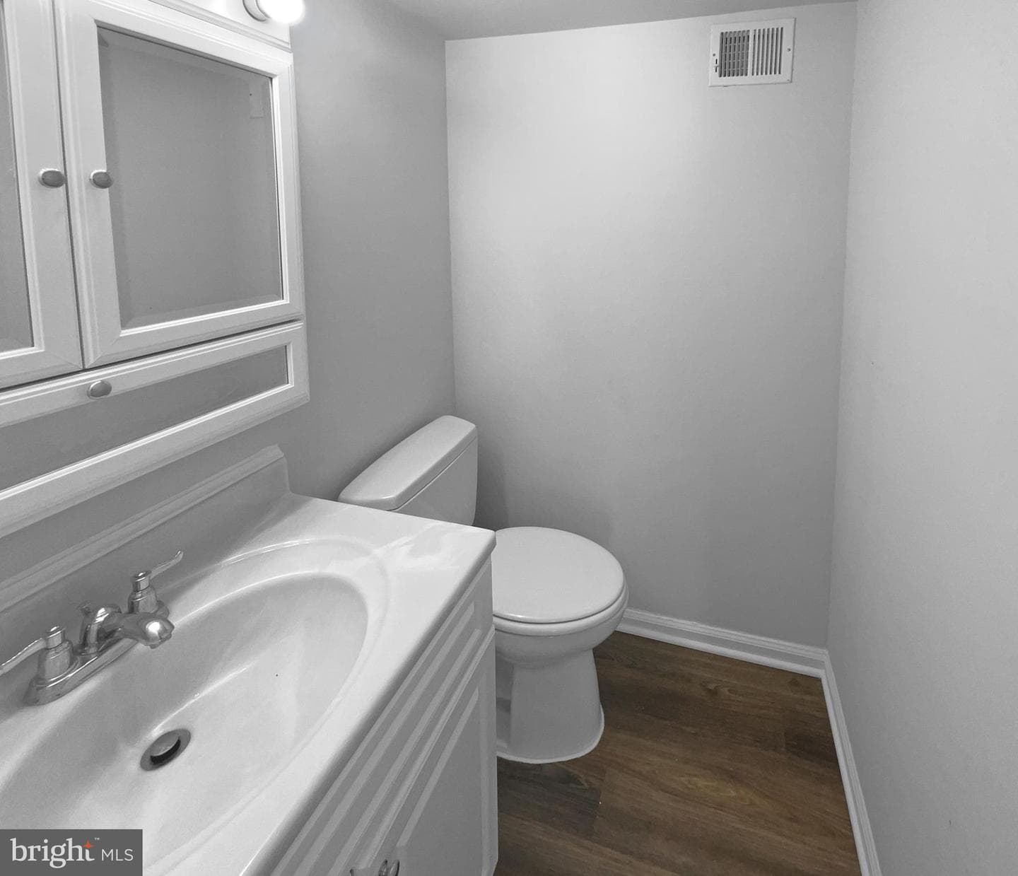 4006 Buckingham Court photo 11