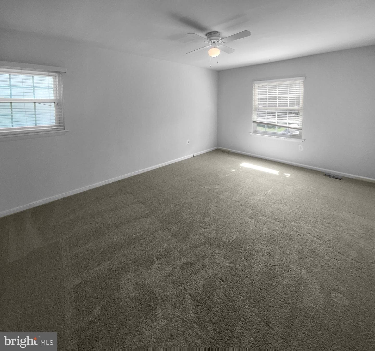 4006 Buckingham Court photo 13