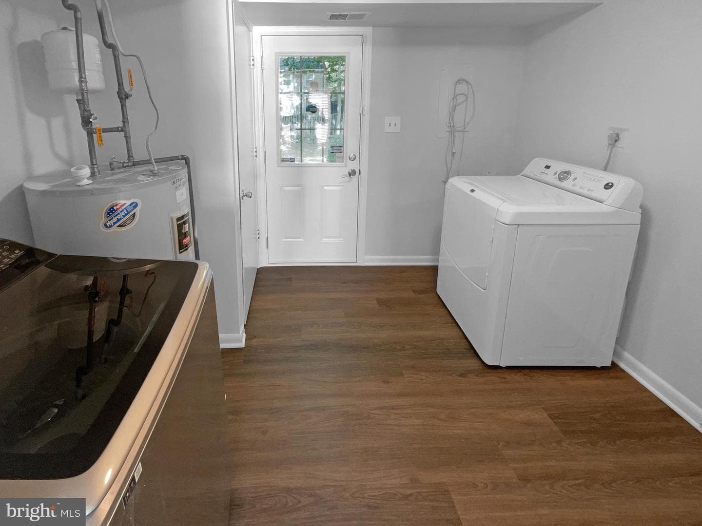 4006 Buckingham Court photo 9