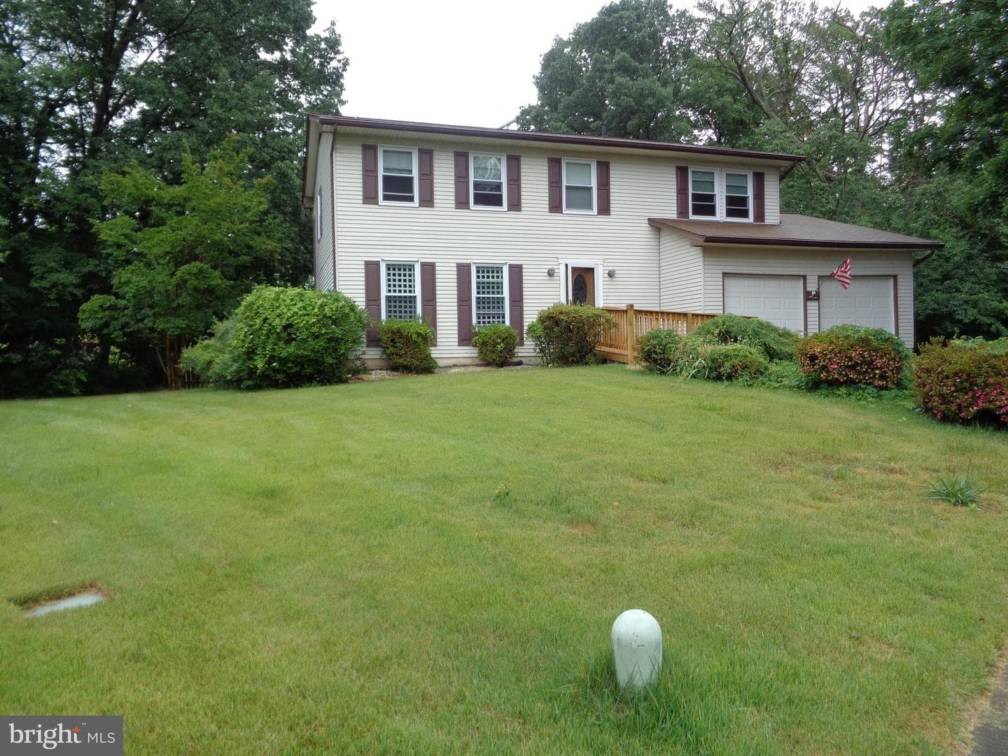 2490 Fraser Court photo 1