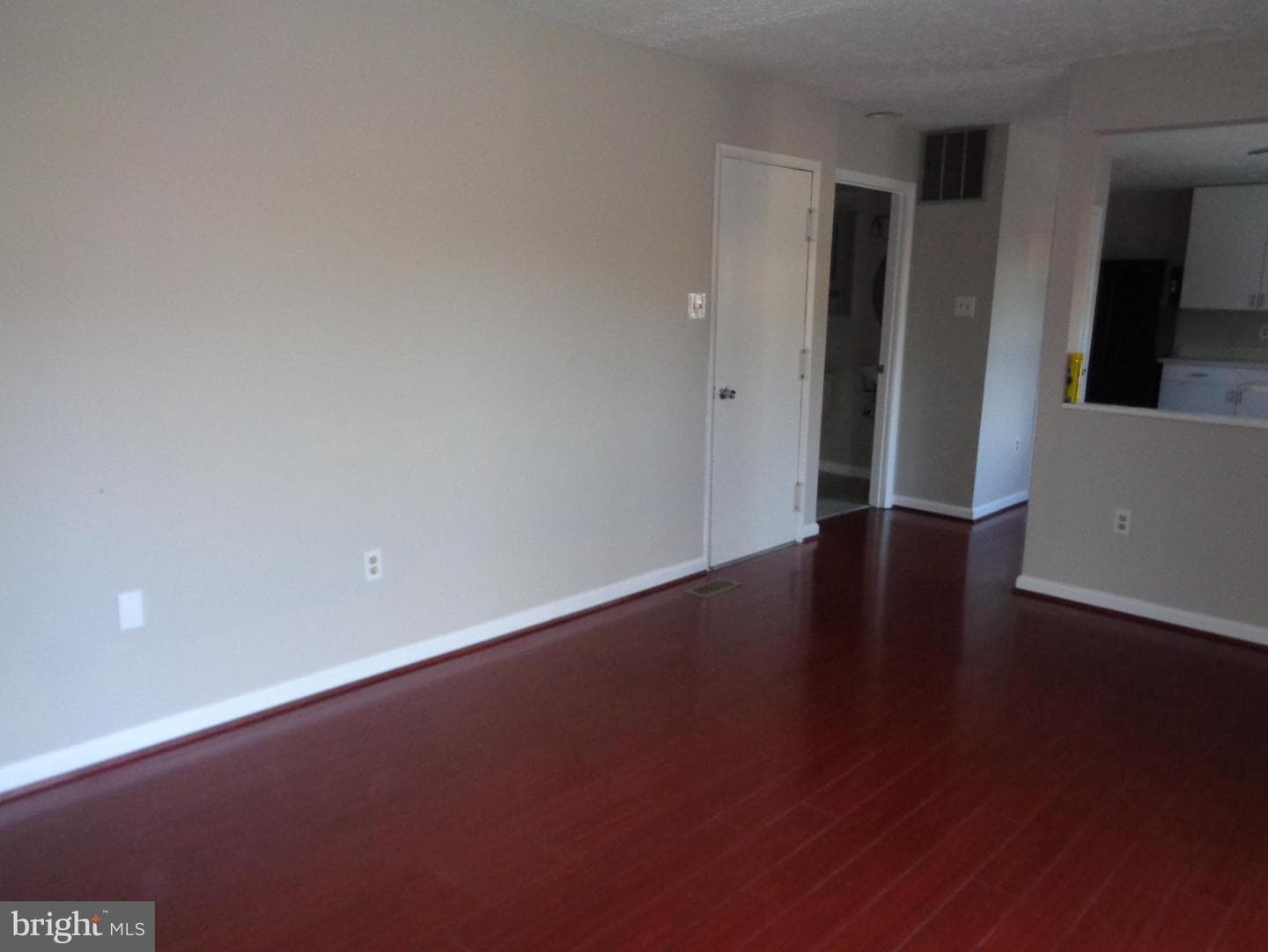 2490 Fraser Court photo 23