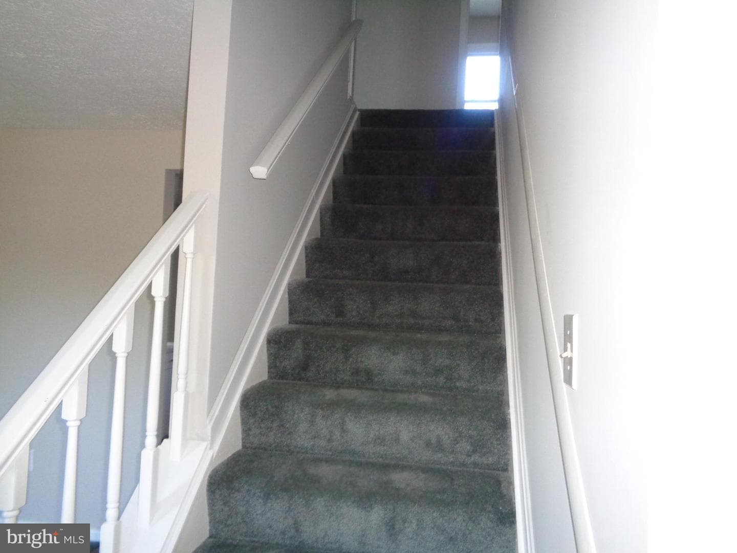 2490 Fraser Court photo 25