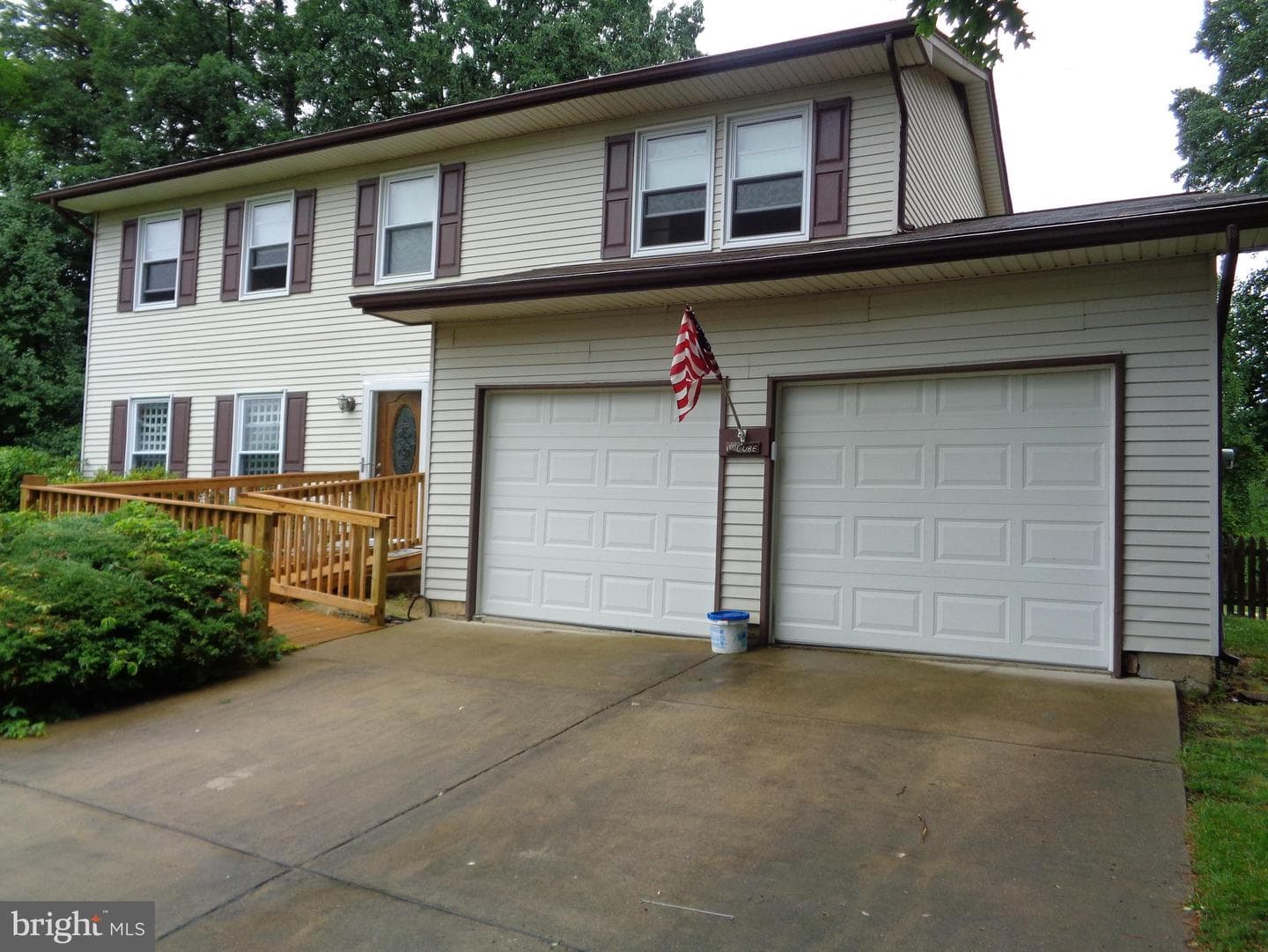 2490 Fraser Court photo 4