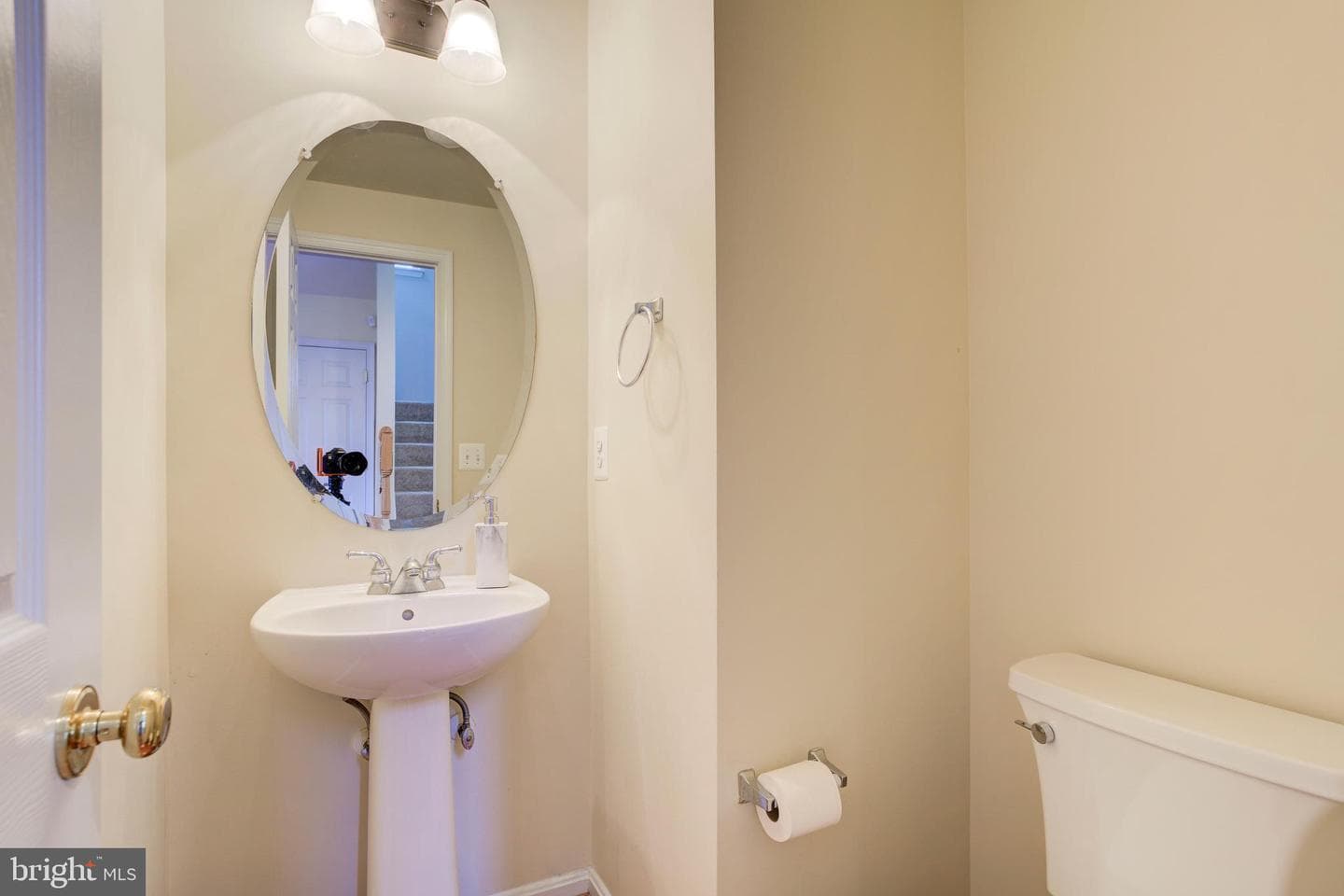 8709 Tarrytown Court photo 12