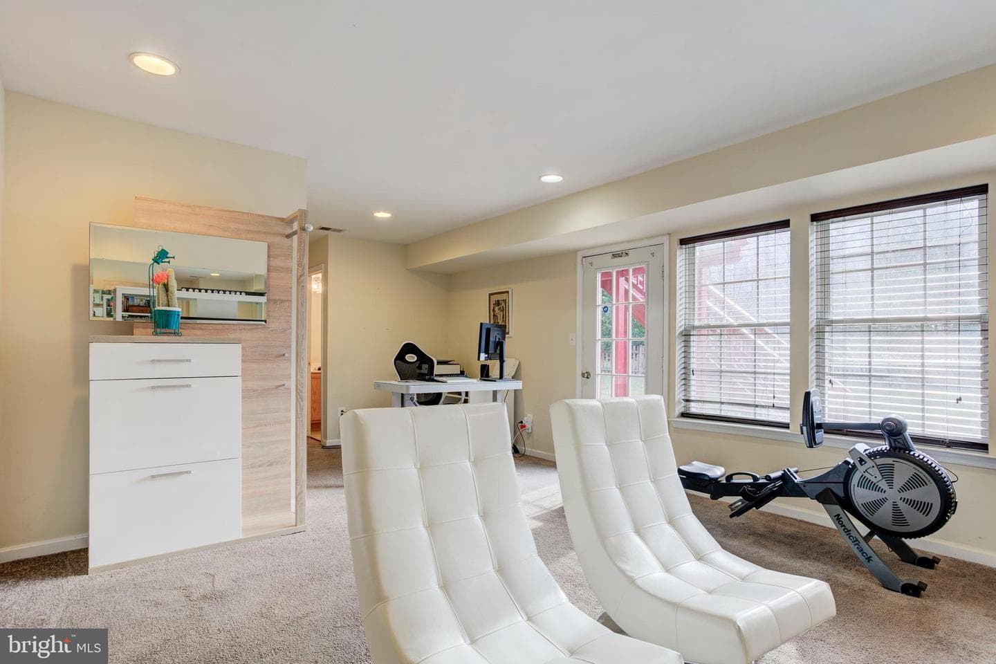 8709 Tarrytown Court photo 22