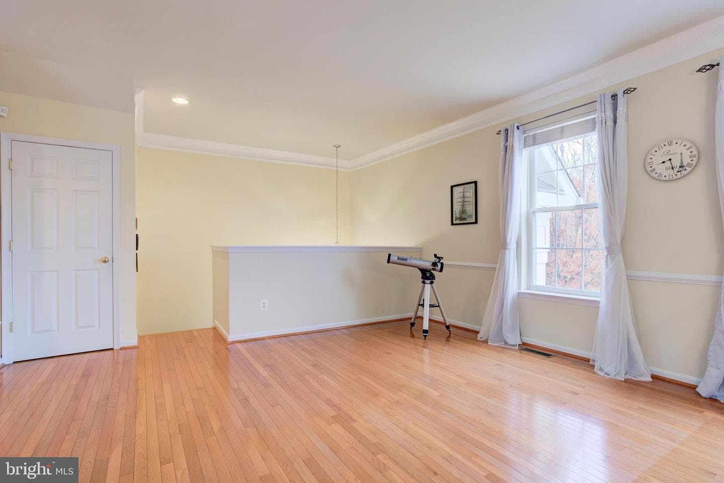 8709 Tarrytown Court photo 3