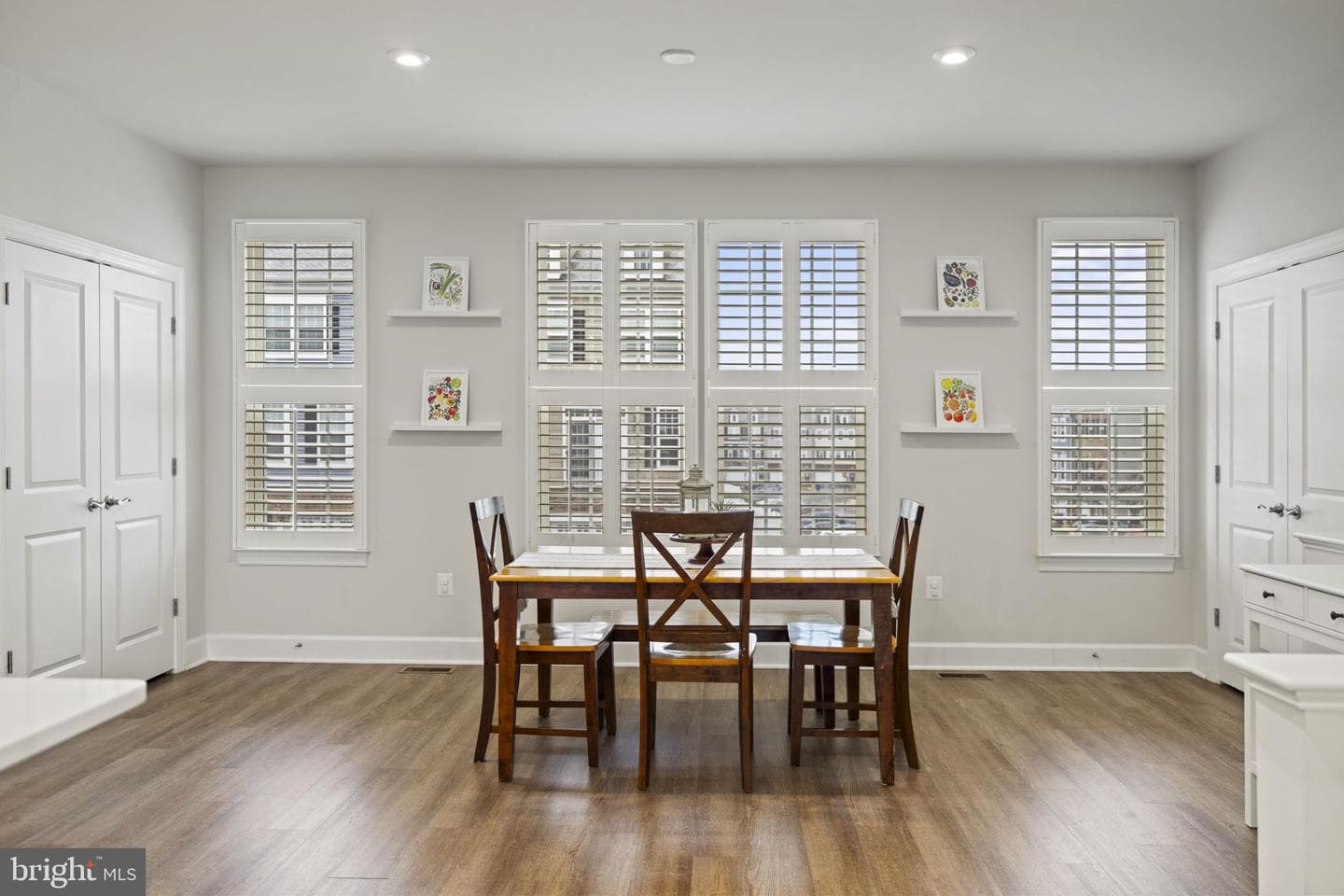 10561 Waterbury Woods Way photo 11