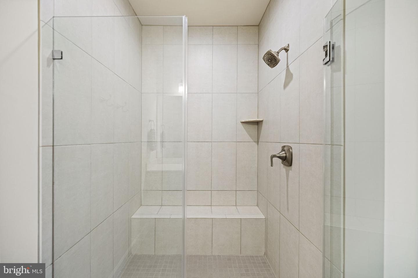 10561 Waterbury Woods Way photo 19