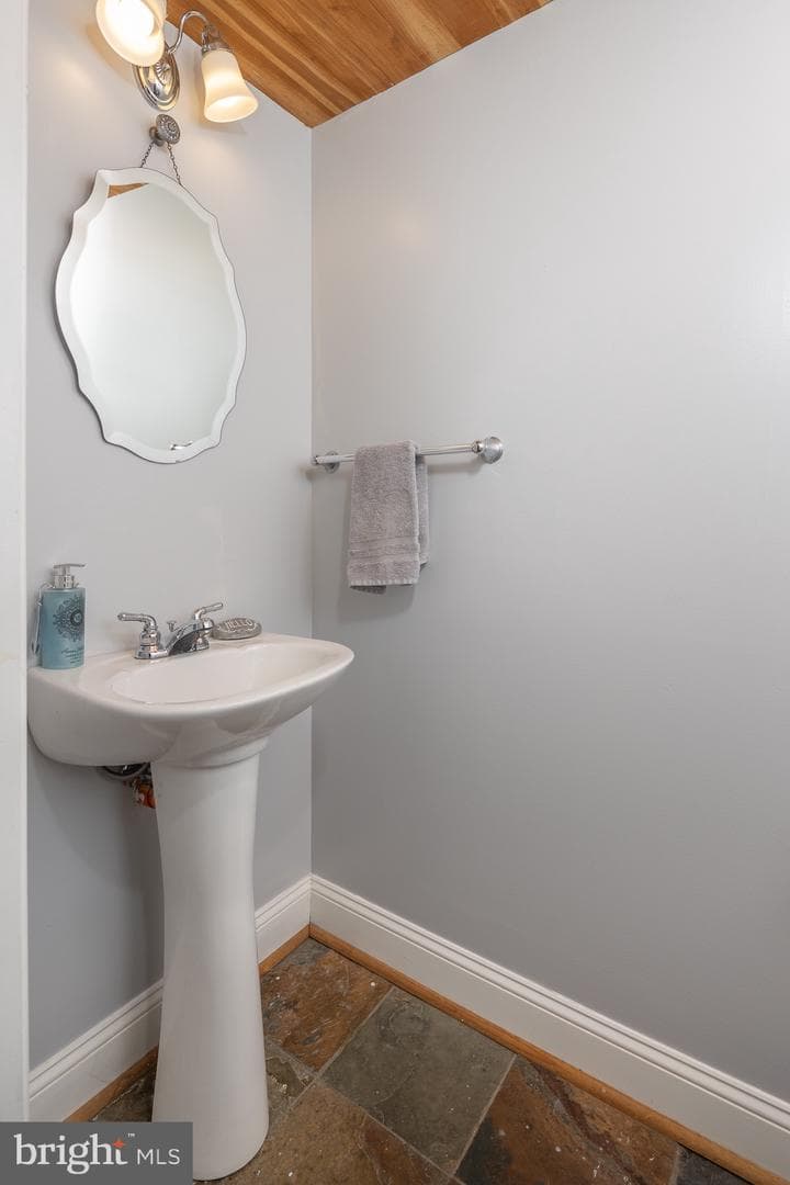 14247 Legend Glen Court photo 32