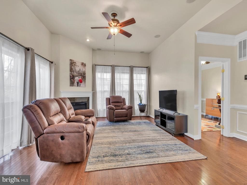 15546 Kelley Farm Court photo 11