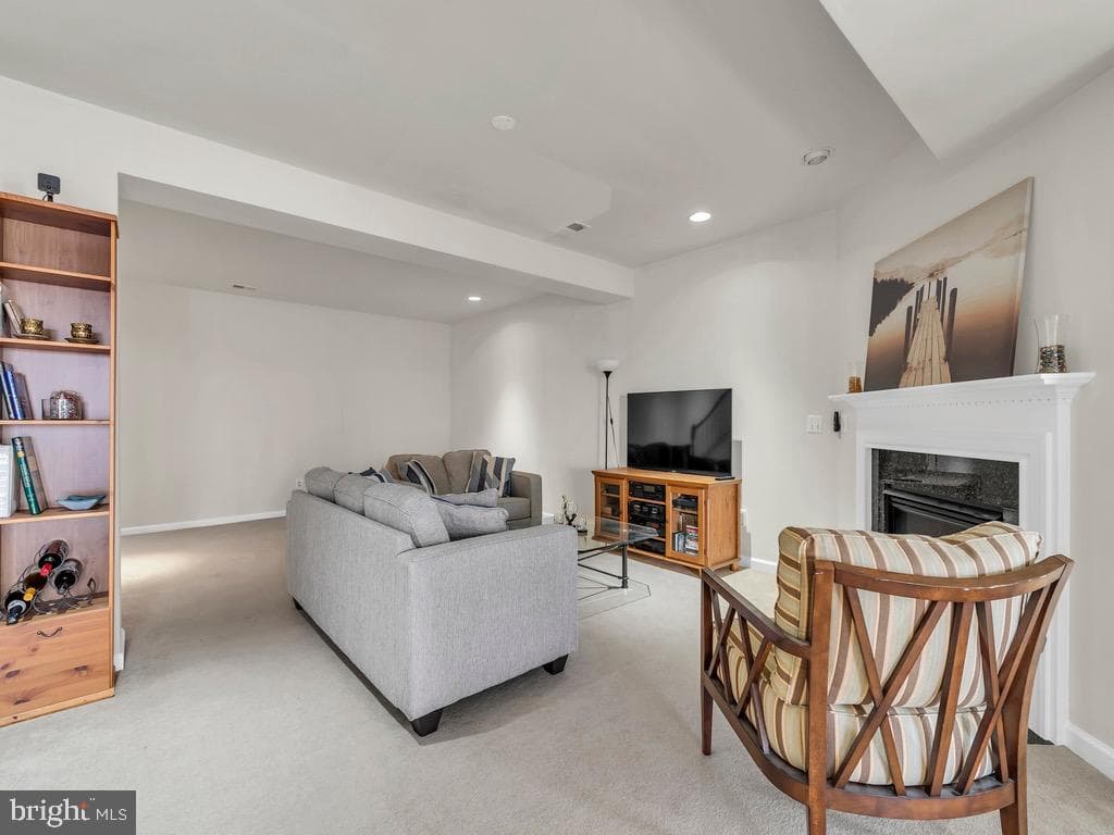 15546 Kelley Farm Court photo 29