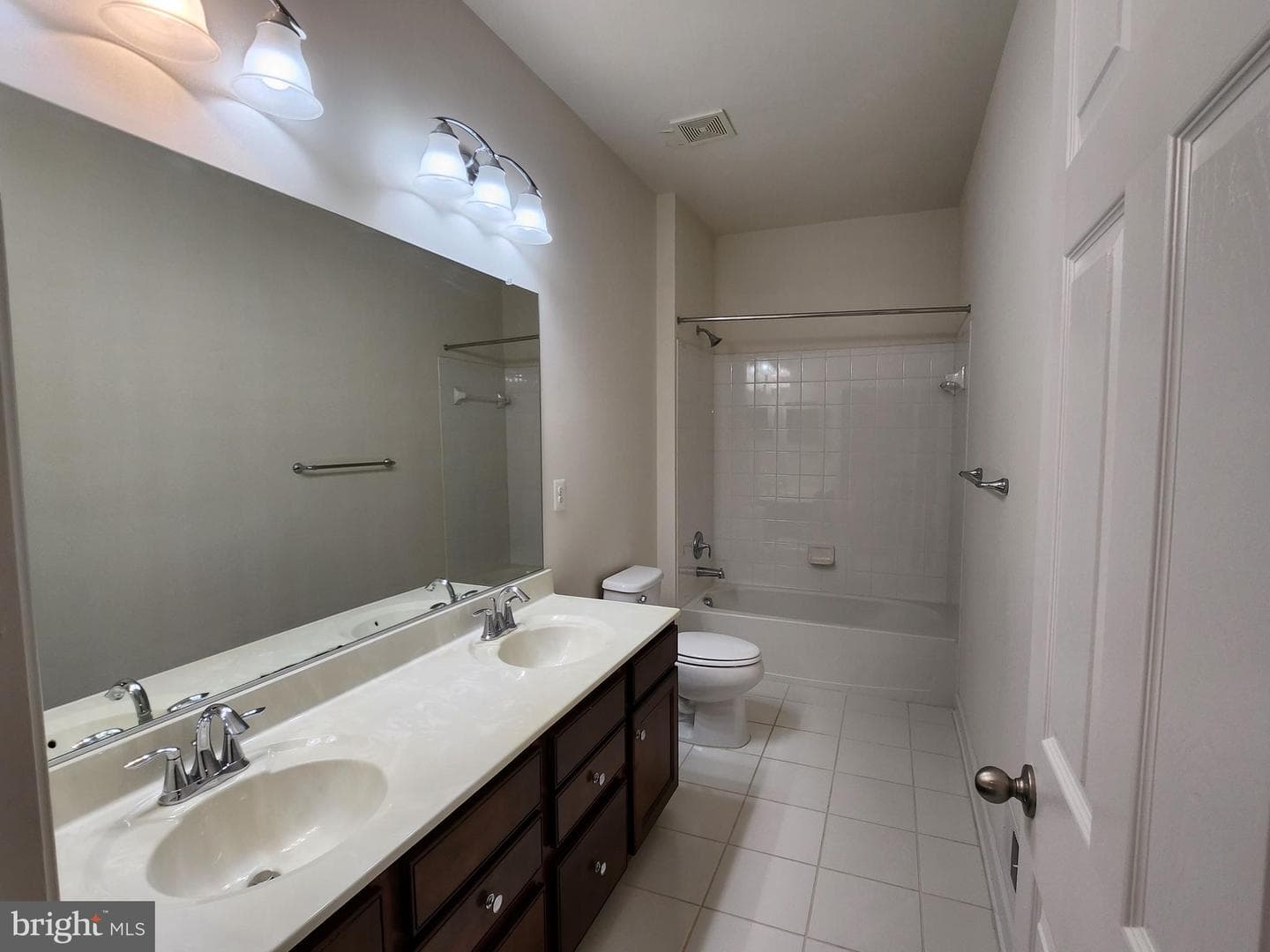 14943 Spriggs Tree Lane photo 4