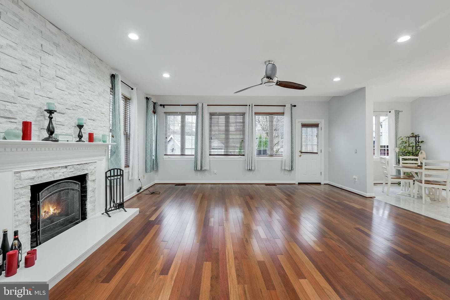 16025 Hayes Lane photo 17