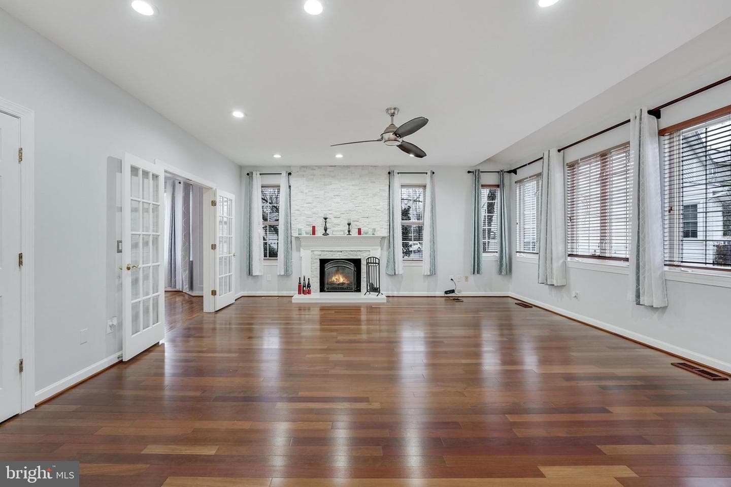 16025 Hayes Lane photo 19