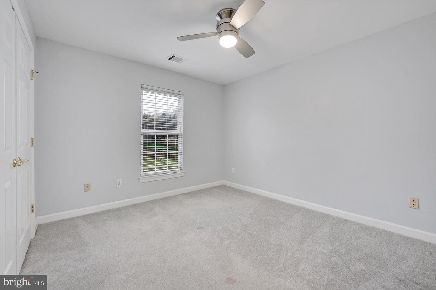 16025 Hayes Lane photo 32