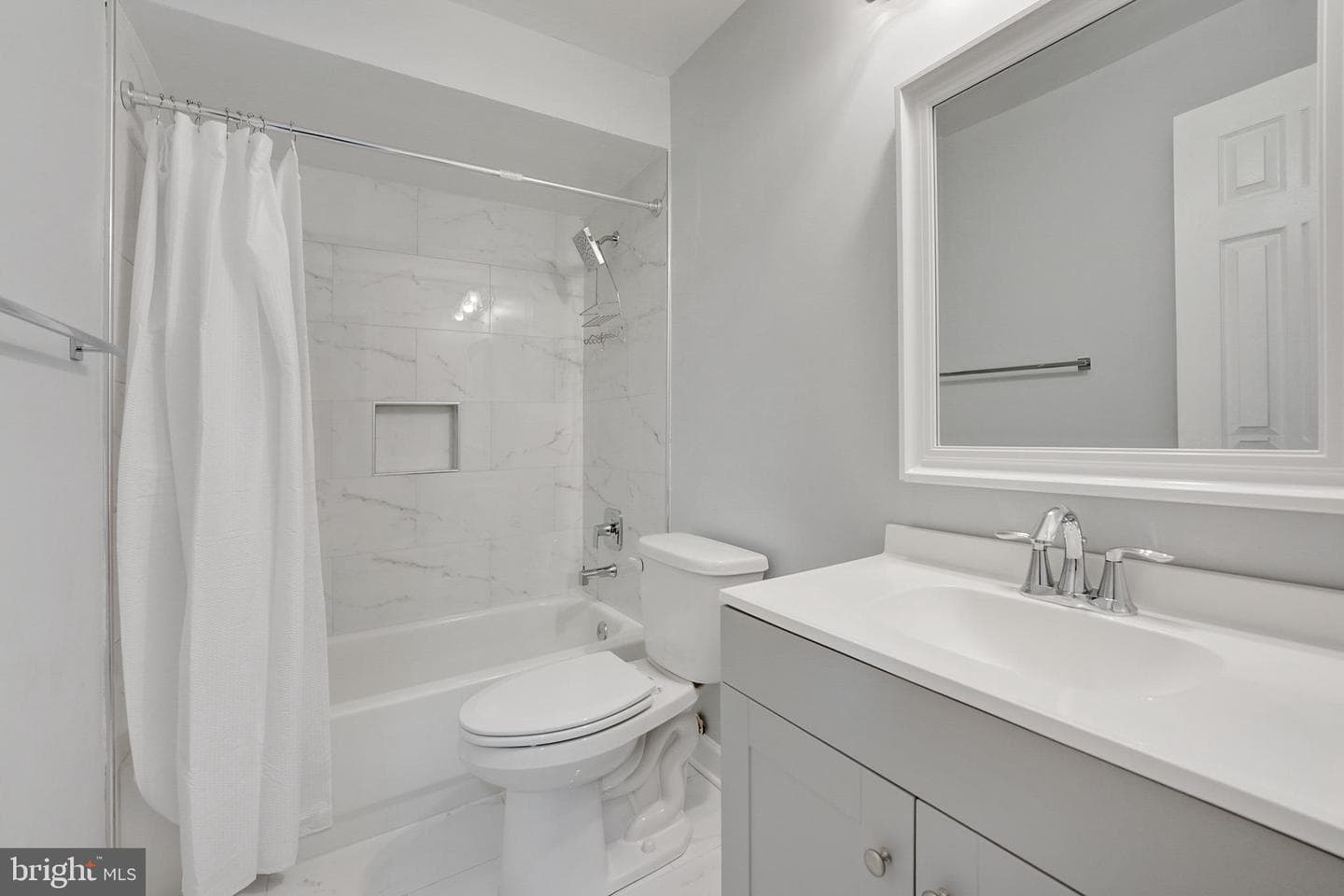 16025 Hayes Lane photo 44