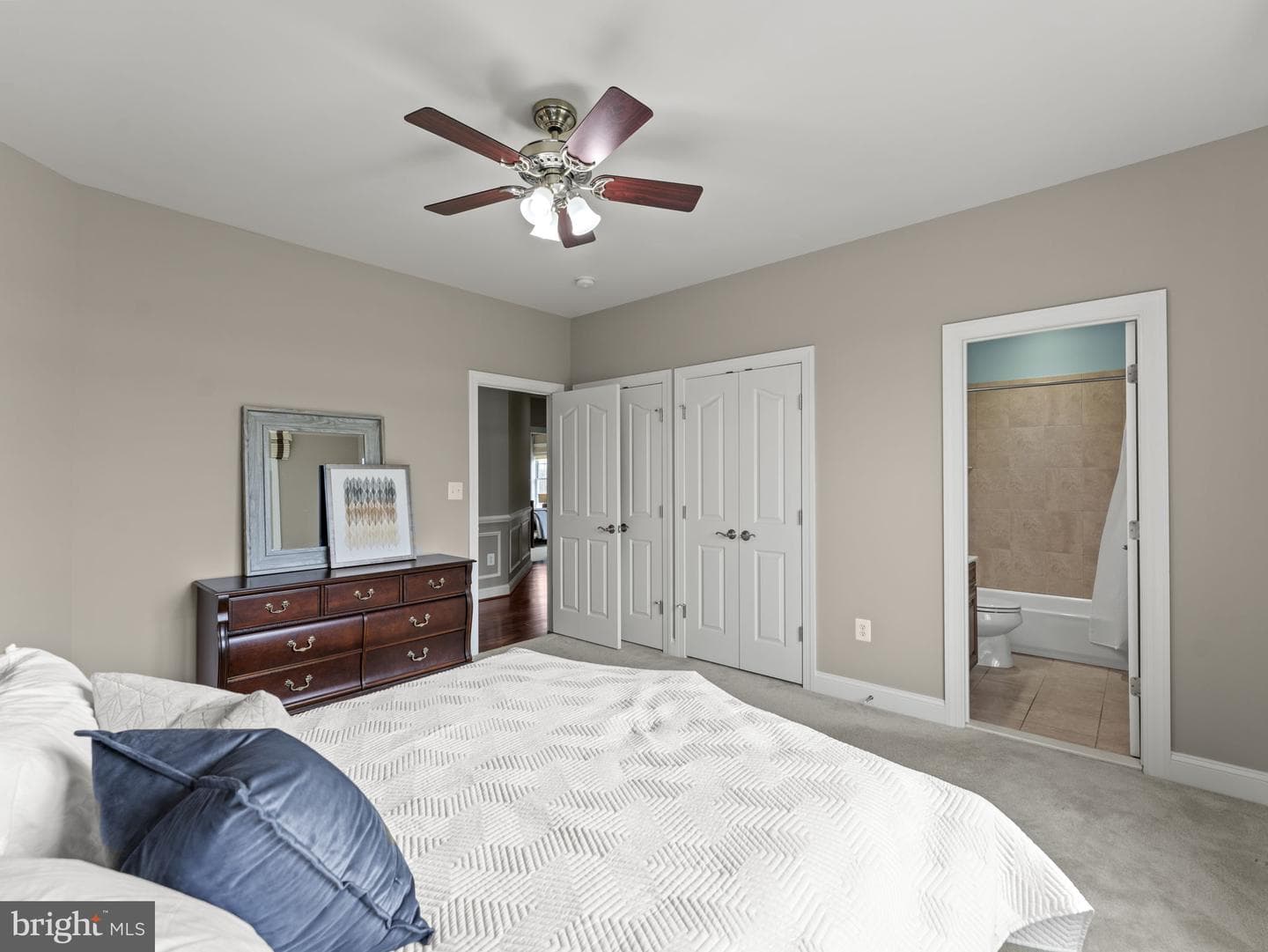 10920 Meadow Walk Lane photo 42
