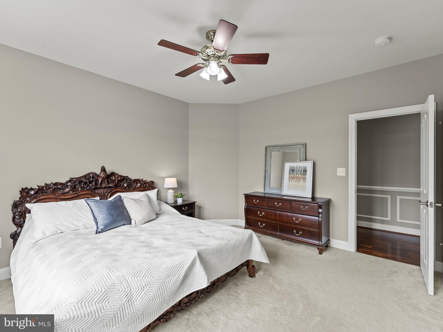 10920 Meadow Walk Lane photo 43