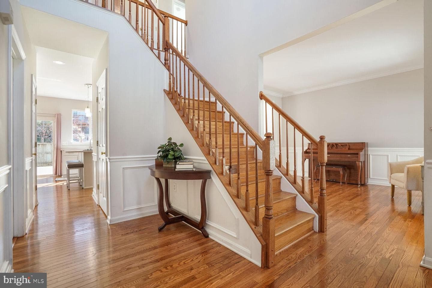 8633 Airwick Lane photo 10