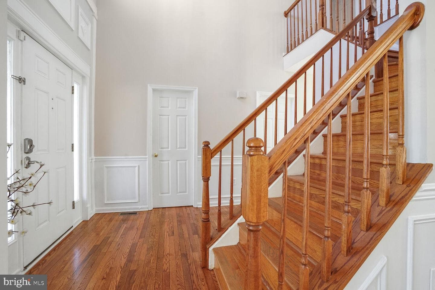 8633 Airwick Lane photo 9