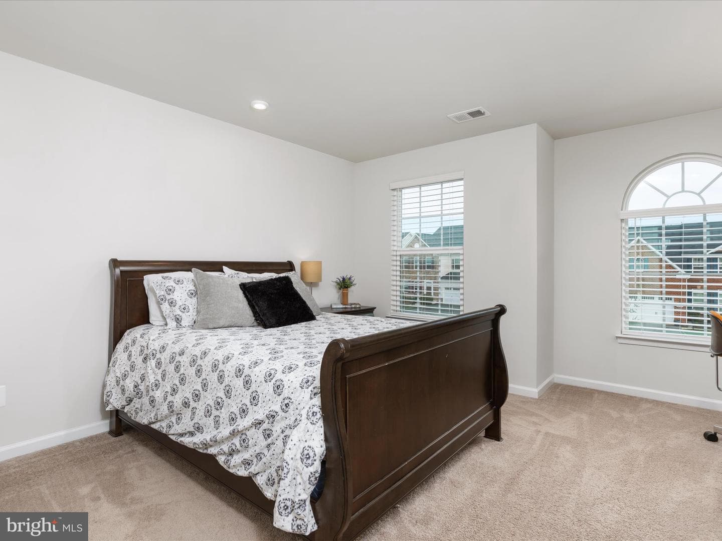 12900 Hoadly Manor Drive photo 21