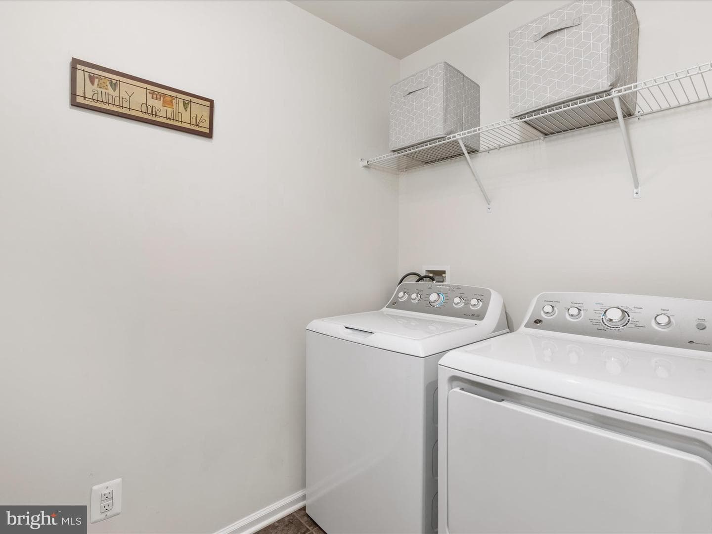 12900 Hoadly Manor Drive photo 24