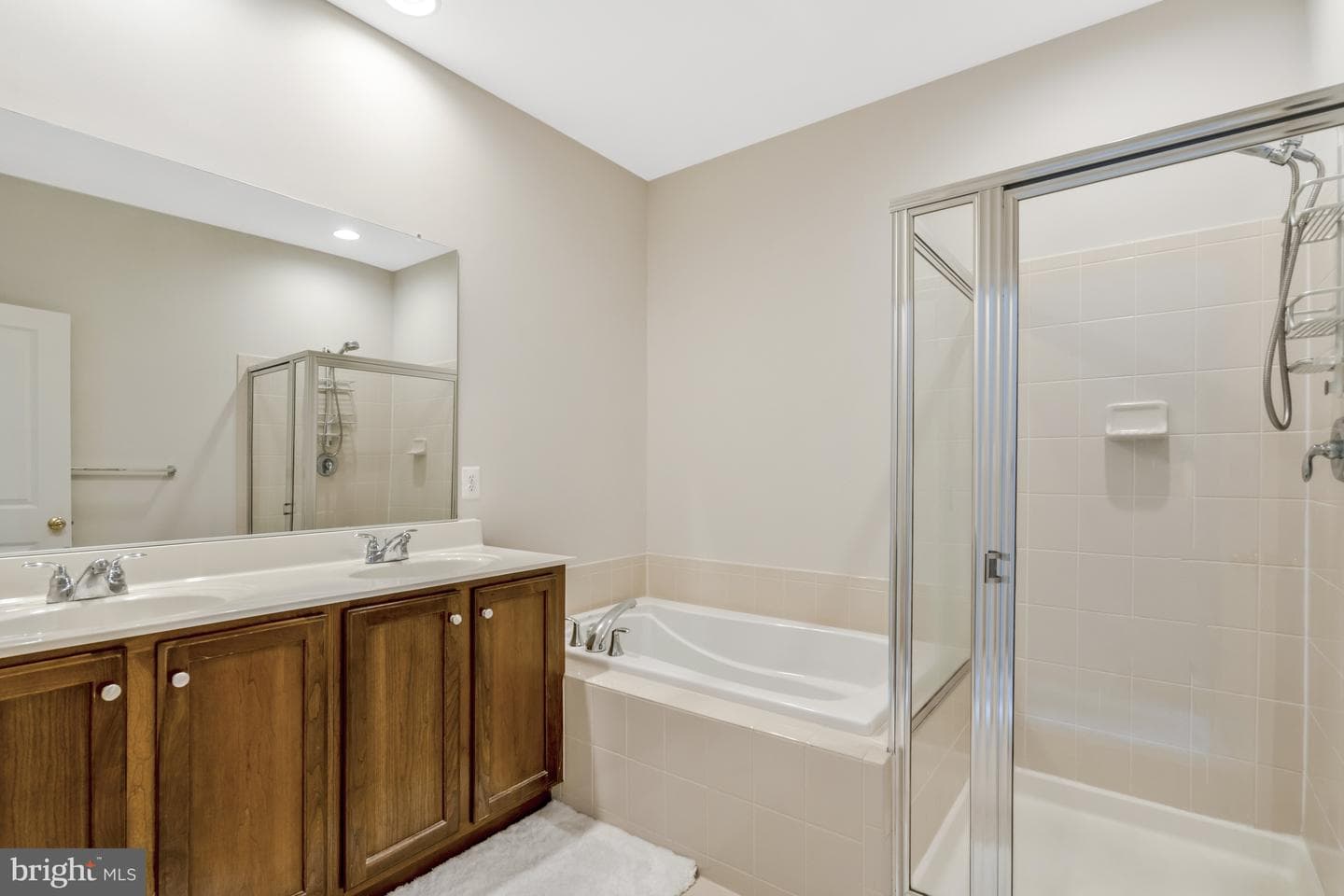 7939 Crescent Park Drive photo 18