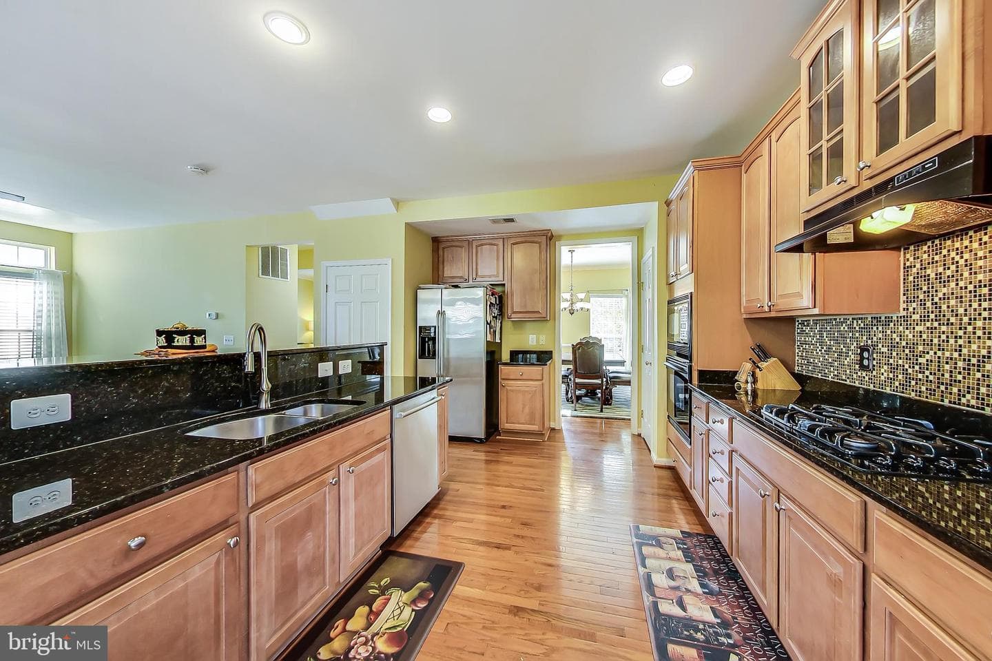 6005 Abernethy Lane photo 11