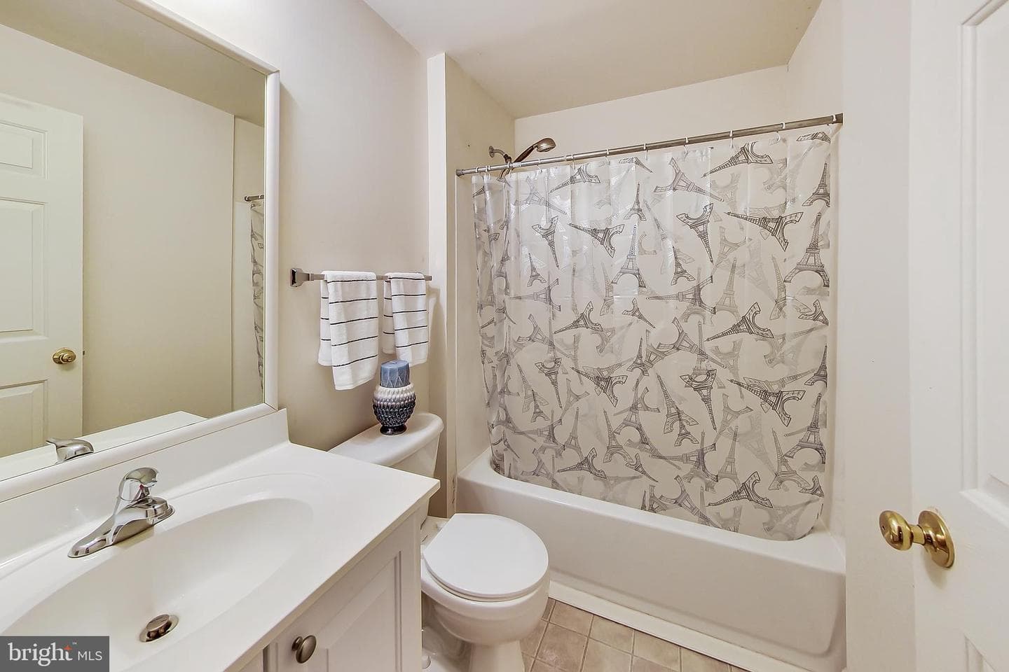 6005 Abernethy Lane photo 35