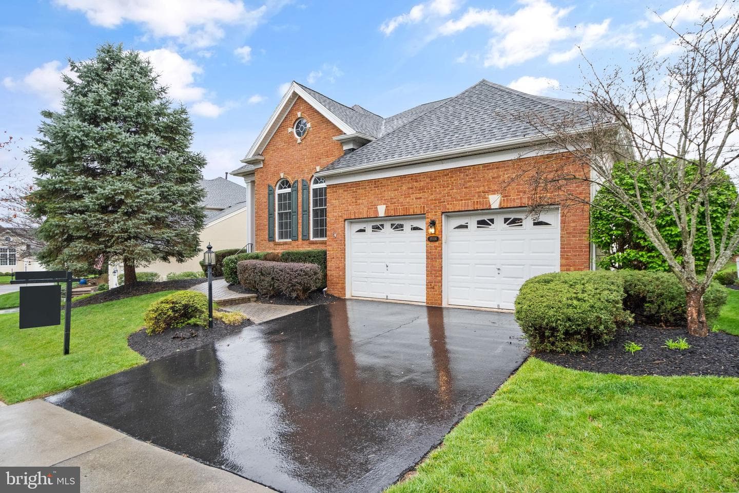 15516 Hagen Way photo 2